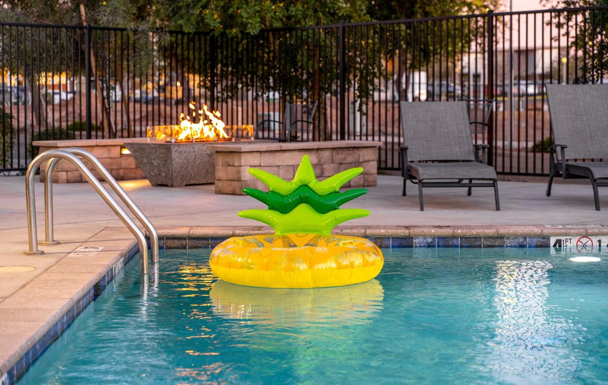 My Place Hotel-Phoenix West/Avondale, Az ภายนอก รูปภาพ
